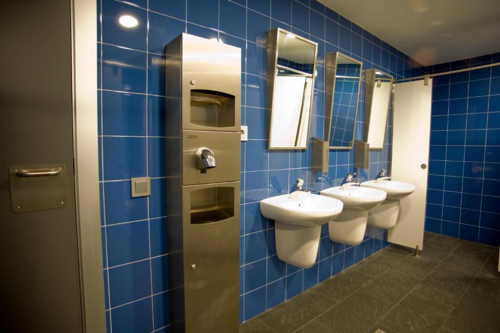 Bbk Bilbao Good Hostel Eksteriør bilde