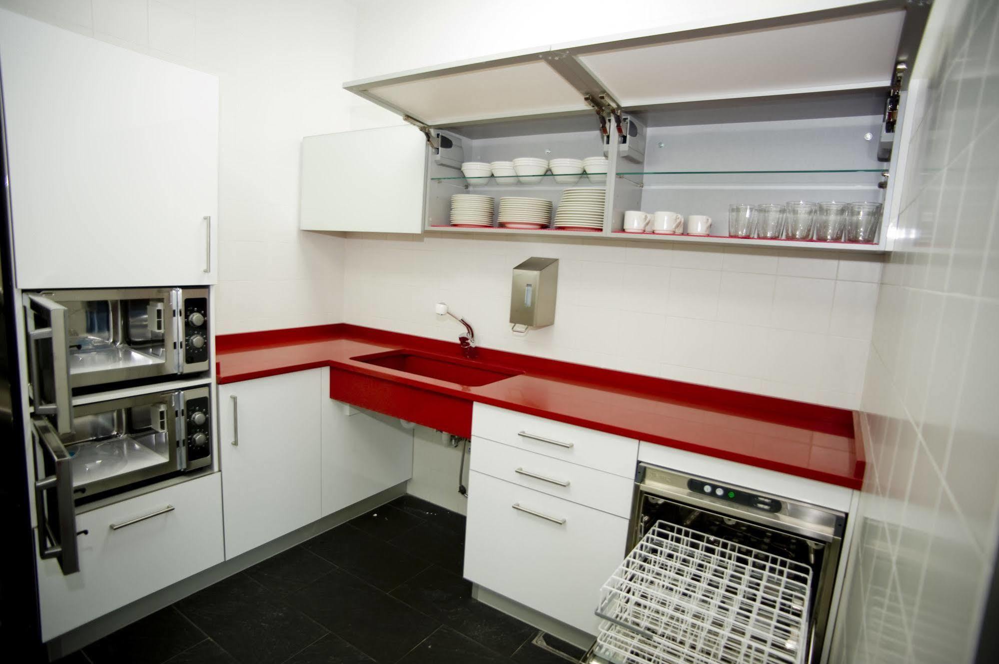 Bbk Bilbao Good Hostel Eksteriør bilde
